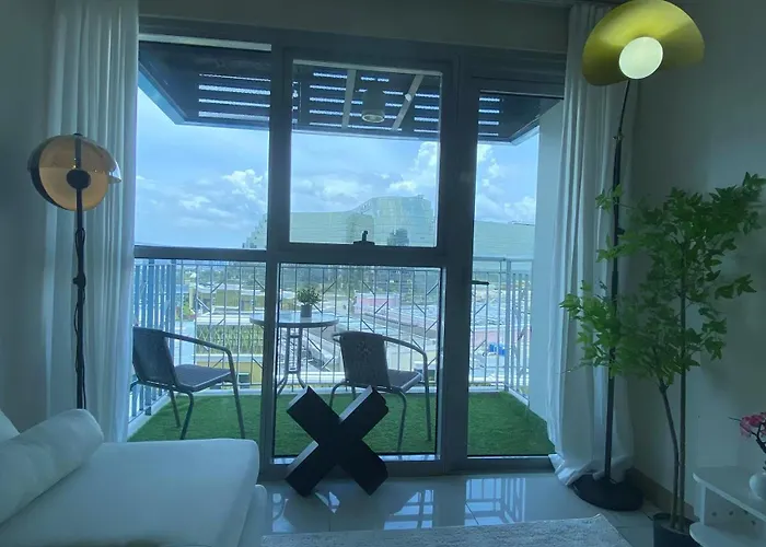 Luxurious 1 & 2 & 3bedrooms Unit With Highrise Oceanfront Cityview Near Airport Okada Solaire Moa * Manila