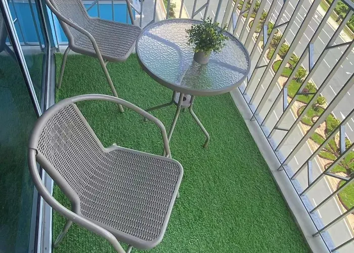 Luxurious 1 & 2 & 3bedrooms Unit With Highrise Oceanfront Cityview Near Airport Okada Solaire Moa *
