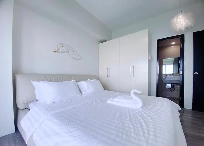 Luxurious 1 & 2 & 3bedrooms Unit With Highrise Oceanfront Cityview Near Airport Okada Solaire Moa Manila